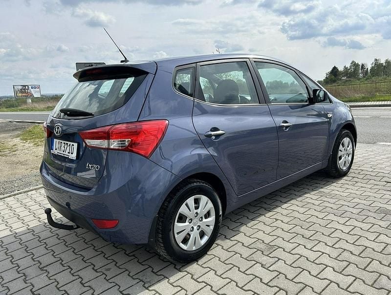 Używany Hyundai ix20 125 KM (91 kW) 2013 Fioletowy Hatchback