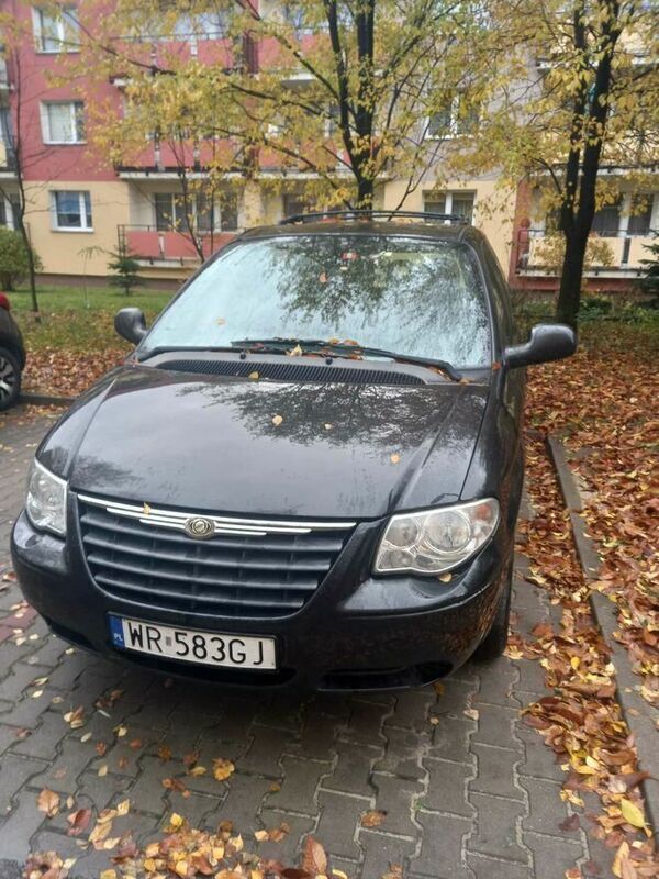 Niebieski Używany 2007 Chrysler Voyager Minivan | 14 500 zł - Obraz 1/3