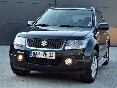 Czarny Używany 2006 Suzuki Grand Vitara SUV | 35 900 zł (Drogi) - Obraz 1/4