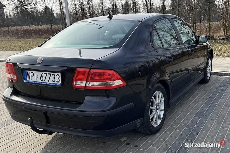Używany Saab 9-3 Vector 2004 Czarny Sedan/Limuzyna