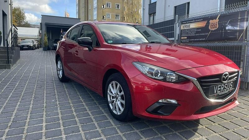Używany Mazda 3 120 KM (88 kW) 2015 Wiśniowy Hatchback