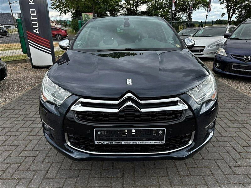 Używany Citroën DS4 112 KM (82 kW) 2012 Niebieski Hatchback