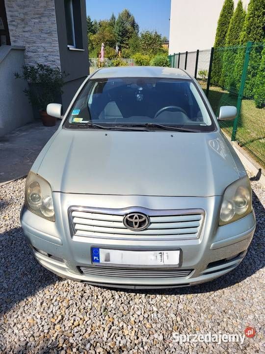 Używany 2003 Toyota Avensis Hatchback | 12 000 zł (Drogi) - Obraz 1/4