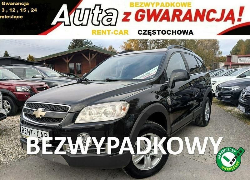 Czarny (metalik) Używany 2009 Chevrolet Captiva SUV | 22 900 zł (Uczciwa cena) - Obraz 1/4