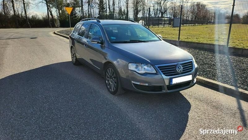 Szary Używany 2008 VW Passat Kombi | 11 400 zł (Uczciwa cena) - Obraz 1/4