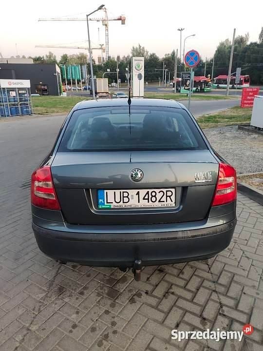 Szary Używany 2006 Skoda Octavia Hatchback | 10 500 zł (Uczciwa cena) - Obraz 1/4