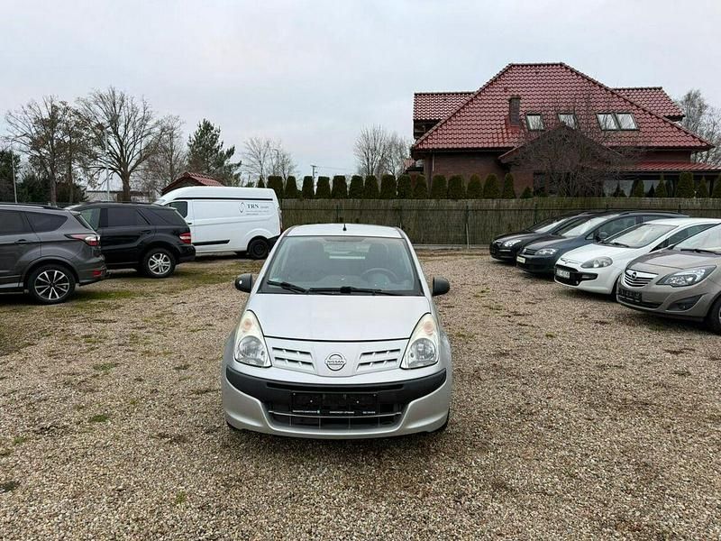 Używany Nissan Pixo 68 KM (50 kW) 2009 Srebrny Hatchback
