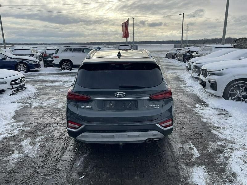 Używany Hyundai Santa Fe 200 KM (147 kW) 2020 Czarny SUV