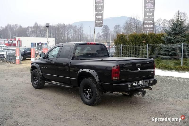 Używany Dodge Ram 2005 Czarny Pickup