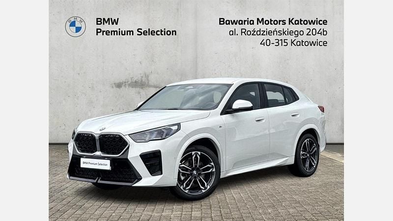 Biel alpejska Używany 2024 BMW X2 Luxury Line SUV | 169 900 zł - Obraz 1/3