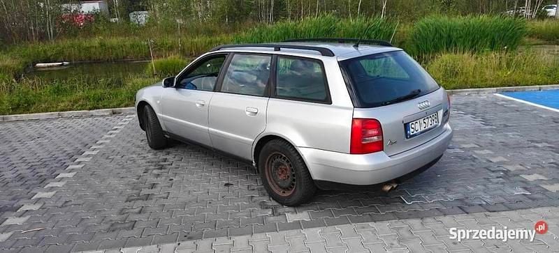 Używany Audi A4 1999 Srebrny Kombi