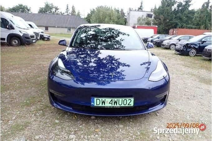 Używany 2023 Tesla Model 3 Sedan/Limuzyna | 118 271 zł - Obraz 1/4