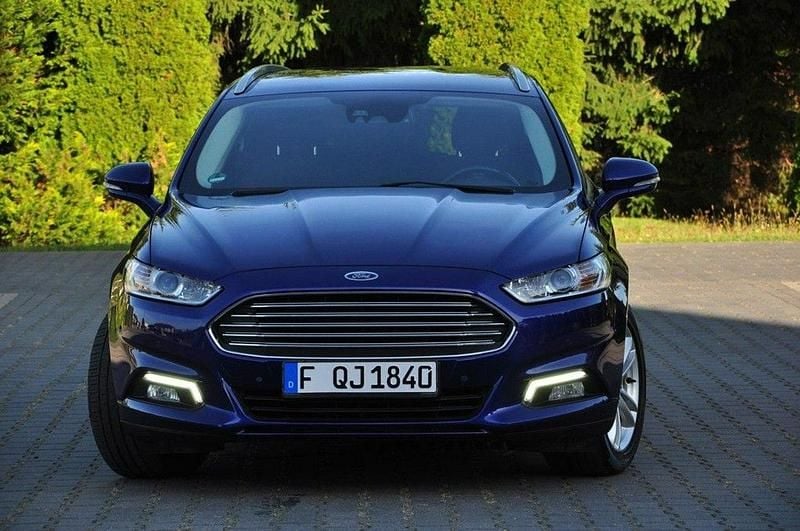 Używany Ford Mondeo 160 KM (117 kW) 2018 Niebieski (metalik) Kombi
