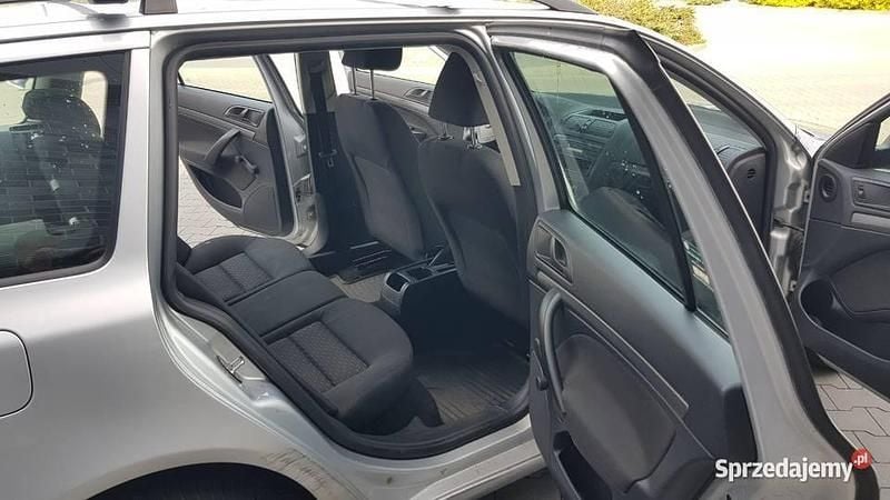 Używany 2011 Skoda Octavia Kombi | 5900 zł (Dobra cena) - Obraz 1/4