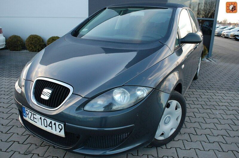 Szary Używany 2008 Seat Toledo Hatchback | 13 000 zł (Uczciwa cena) - Obraz 1/4