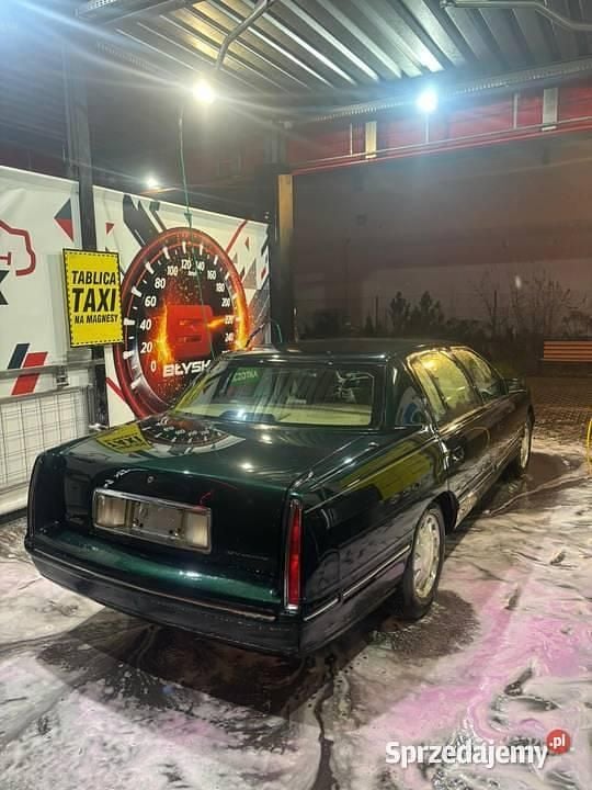 Używany Cadillac Deville 1998 Zielony Sedan/Limuzyna