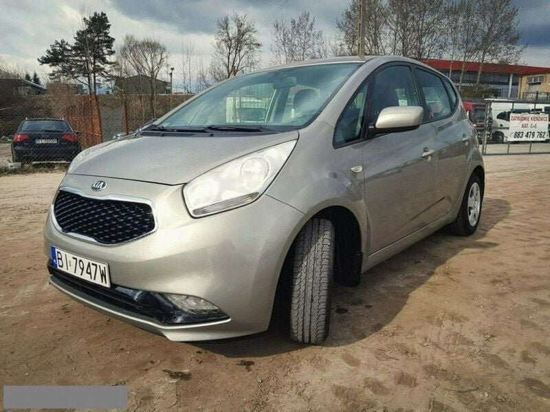 Szary (metalik) Używany 2017 Kia Venga 2 Hatchback | 37 999 zł (Uczciwa cena) - Obraz 1/4