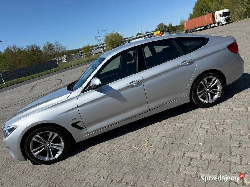 Srebrny Używany 2018 BMW 320 Gran Turismo Sport Line Coupe | 79 000 zł - Obraz 1/4