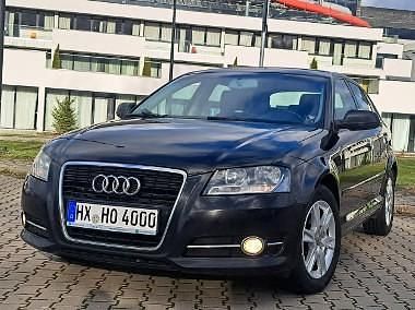 Czarny Używany 2011 Audi A3 Premium Hatchback | 33 700 zł (Drogi) - Obraz 1/4
