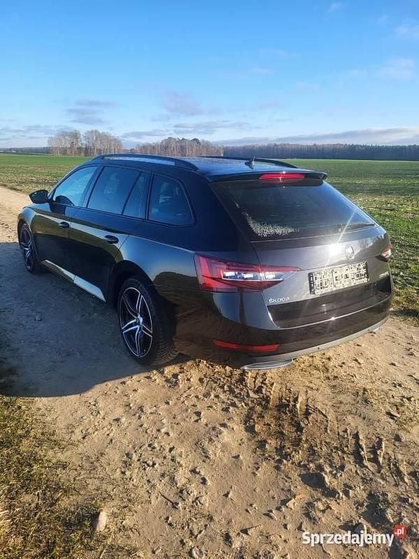 Używany 2018 Skoda Superb SportLine | 69 000 zł (Uczciwa cena) - Obraz 1/4