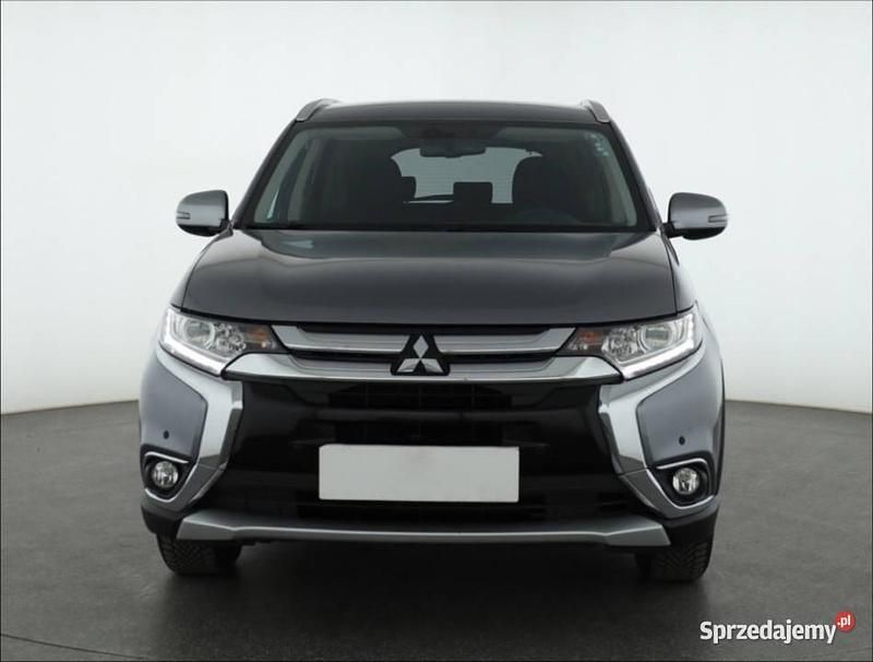 Szary Używany 2017 Mitsubishi Outlander SUV | 59 499 zł (Uczciwa cena) - Obraz 1/4