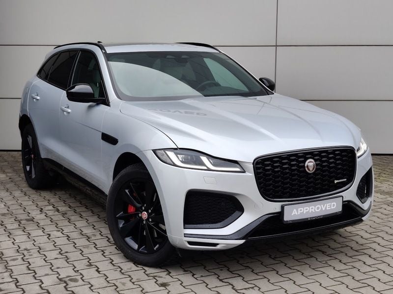 Używany Jaguar F-Pace R-Dynamic 2022 Hakuba silver SUV