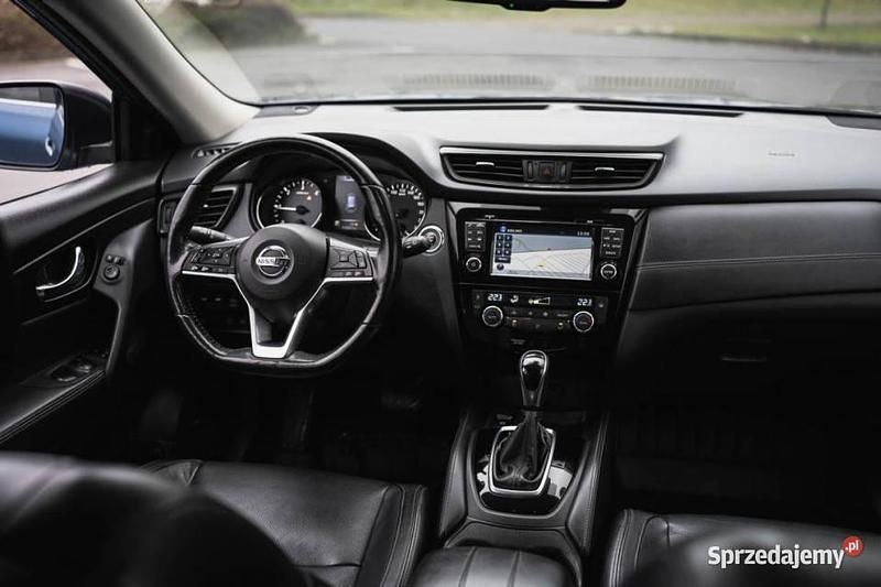 Używany Nissan X-Trail 177 KM (130 kW) 2017 Niebieski SUV