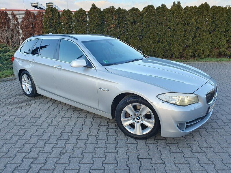 Używany BMW 530 280 KM (205 kW) 2011 Srebrny (metalik) Sedan/Limuzyna