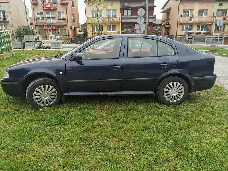 Używany Skoda Octavia 2003 Niebieski Hatchback