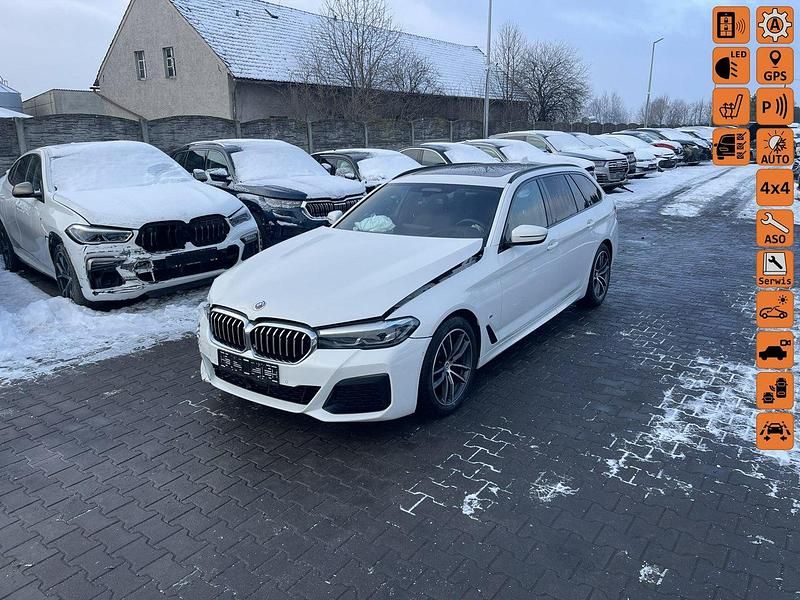 Używany BMW 520 190 KM (139 kW) 2022 Biały Kombi