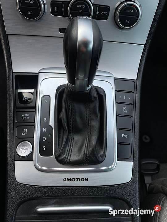 Używany VW CC R-line 140 KM (102 kW) 2012 Czarny Sedan/Limuzyna