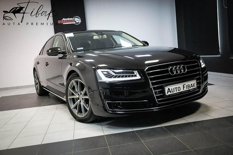 Czarny Używany 2016 Audi A8 Design Sedan/Limuzyna | 129 900 zł - Obraz 1/4