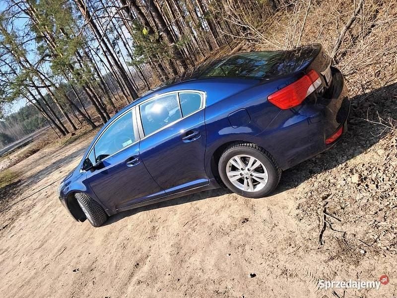 Niebieski Używany 2012 Toyota Avensis Sedan/Limuzyna | 19 500 zł - Obraz 1/4