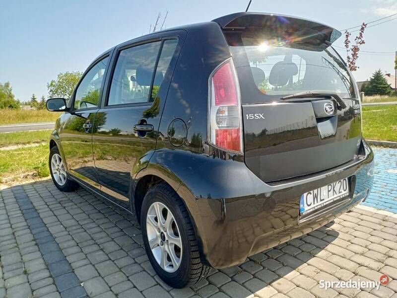 Używany Daihatsu Sirion 2008 Czarny Hatchback