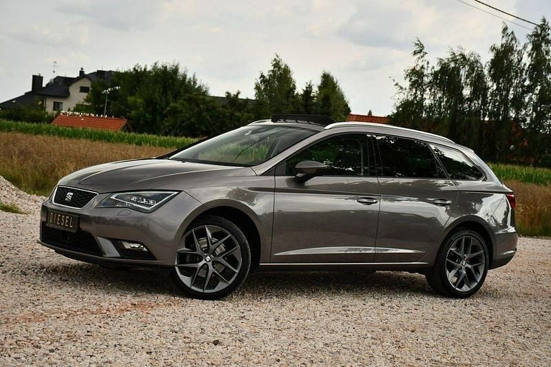 Używany Seat Leon 110 KM (80 kW) 2016 Szary (metalik, perła) Kombi