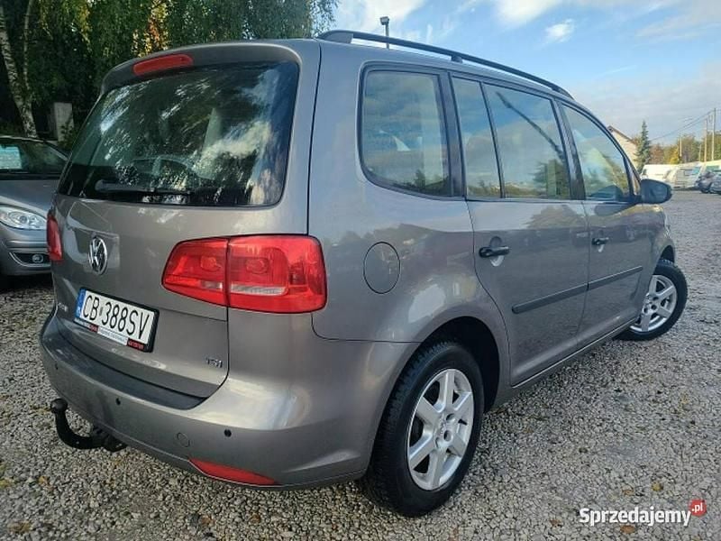 Szary Używany 2011 VW Touran Minivan | 28 900 zł (Uczciwa cena) - Obraz 1/4