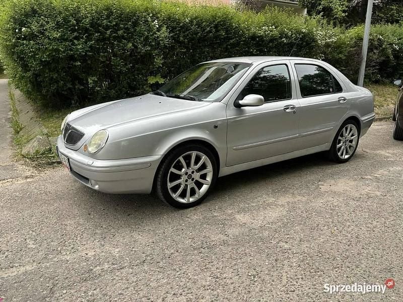 Używany 2004 Lancia Lybra | 7000 zł - Obraz 1/4