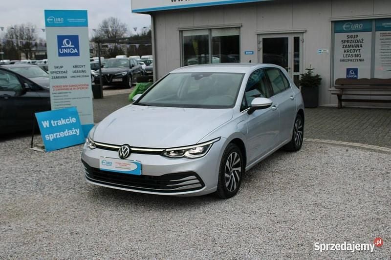 Używany VW Golf VIII Style 2022 Srebrny Hatchback