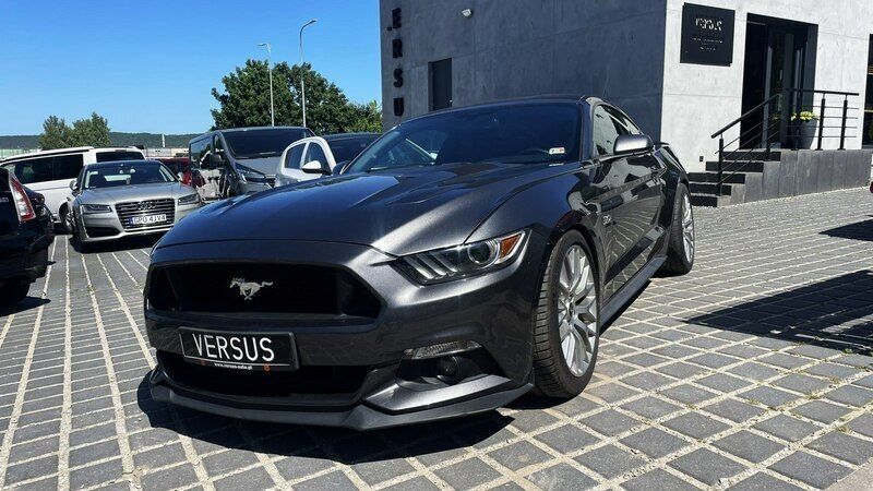 Szary (metalik) Używany 2016 Ford Mustang Coupe | 120 000 zł (Super Cena) - Obraz 1/4