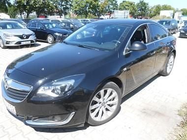 Czarny Używany 2017 Opel Insignia Hatchback | 39 000 zł (Uczciwa cena) - Obraz 1/4