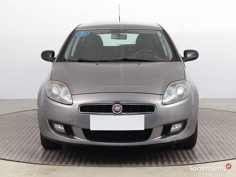 Szary Używany 2013 Fiat Bravo Hatchback | 19 999 zł (Uczciwa cena) - Obraz 1/4