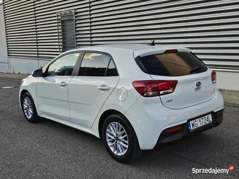 Biały Używany 2019 Kia Rio Hatchback | 42 900 zł (Uczciwa cena) - Obraz 1/4