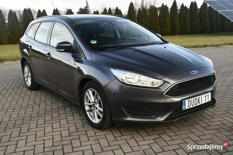 Szary Używany 2015 Ford Focus Kombi | 24 900 zł (Dobra cena) - Obraz 1/4