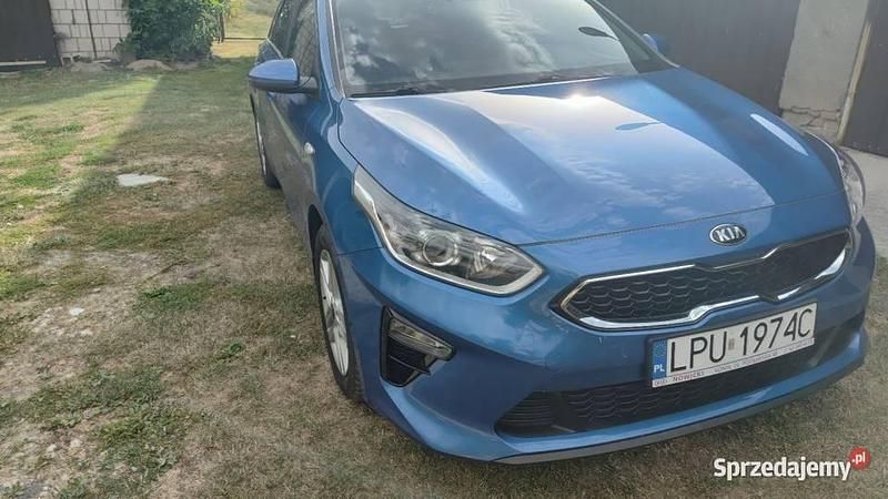 Niebieski Używany 2019 Kia Ceed 3 Hatchback | 66 500 zł - Obraz 1/4