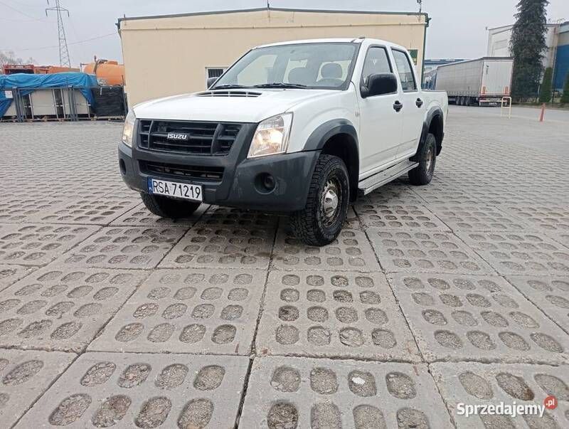 Używany 2011 Isuzu D-Max Pickup | 22 500 zł - Obraz 1/4