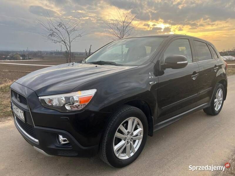 Czarny Używany 2010 Mitsubishi ASX SUV | 27 900 zł (Uczciwa cena) - Obraz 1/4