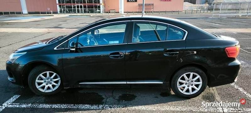 Czarny Używany 2012 Toyota Avensis Sedan/Limuzyna | 29 000 zł (Dobra cena) - Obraz 1/4