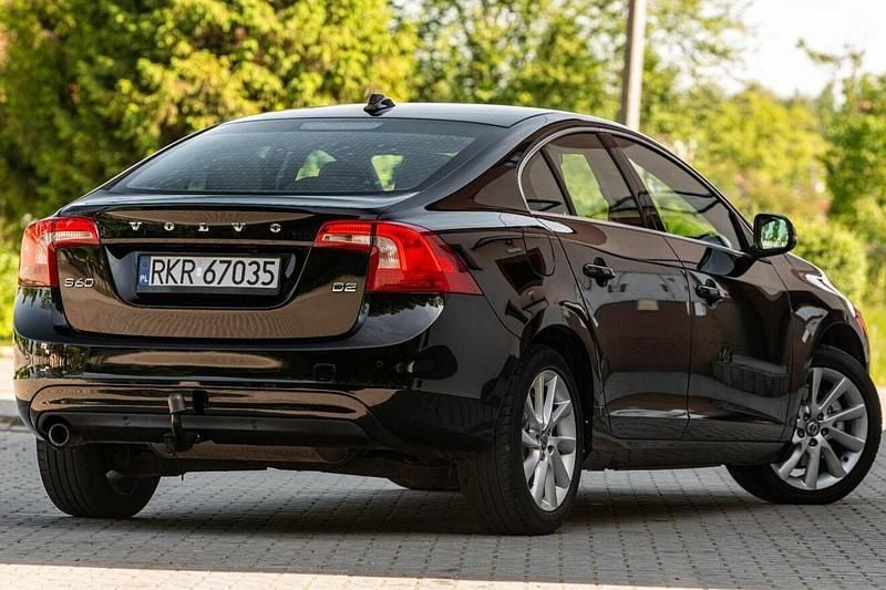 Czarny Używany 2016 Volvo S60 Sedan/Limuzyna | 45 900 zł (Super Cena) - Obraz 1/4