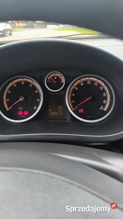 Granatowy Używany 2007 Opel Corsa Hatchback | 8700 zł (Uczciwa cena) - Obraz 1/4