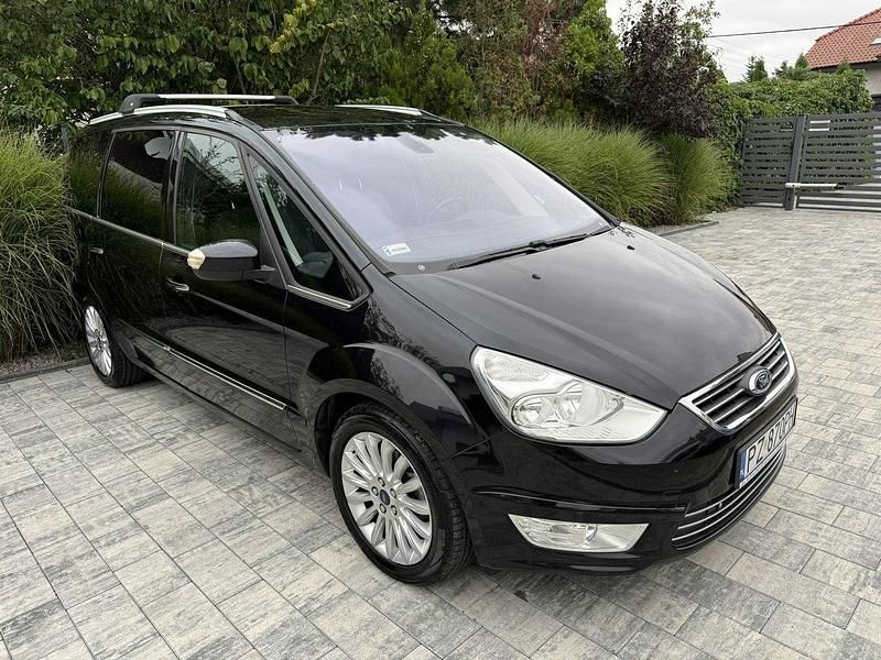 Czarny Używany 2012 Ford Galaxy Titanium Minivan | 24 900 zł (Uczciwa cena) - Obraz 1/4